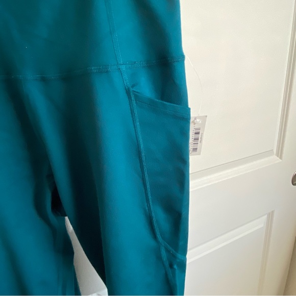 NWT Core 10 Leggings - Picture 4 of 5